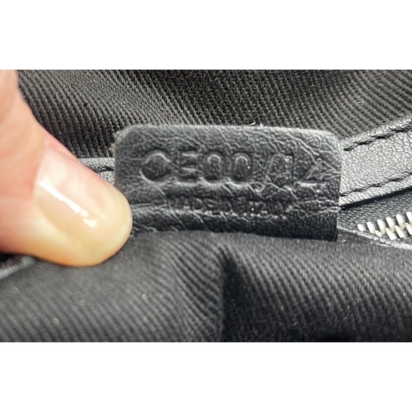 Authentic Elegant Vintage Celine Monogram Fabric Tote Bag, Brown & Black Putse - Picture 7 of 10